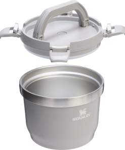 Alternative view of The Fresh-To-Table Stay Hot Crock